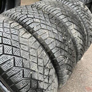 Continental VikingContact 7 185/60R15 88T