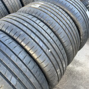 Goodyear EfficientGrip Performance 205/55R17 95V