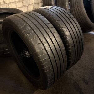 Bridgestone Alenza 001 235/55R18 100V