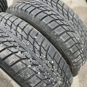 Kumho WinterCraft WI51 195/65R15 95T